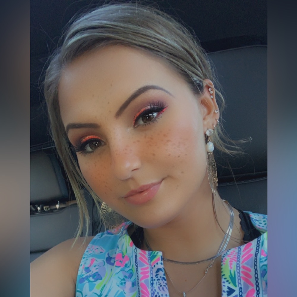 Meet your Posher, Krislyn